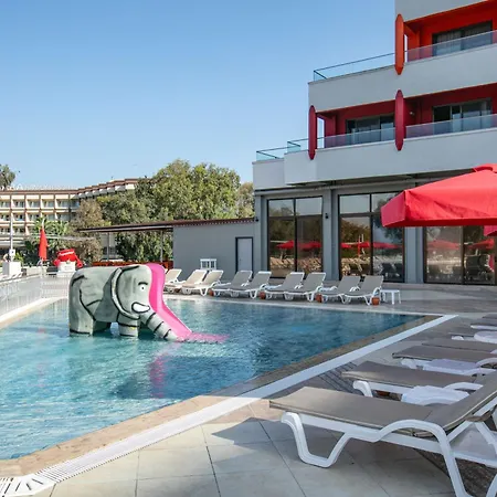 Feriested Aska Grand Prestige Hotel&spa Side