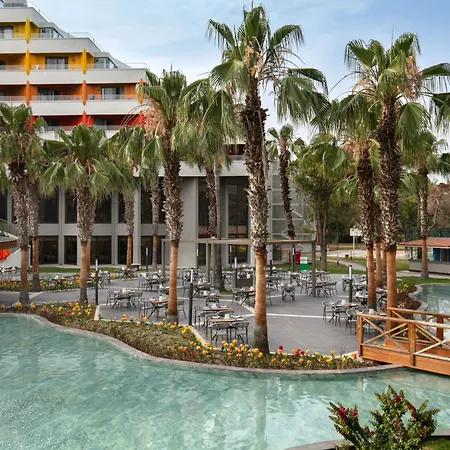 Aska Grand Prestige Hotel&spa Side
