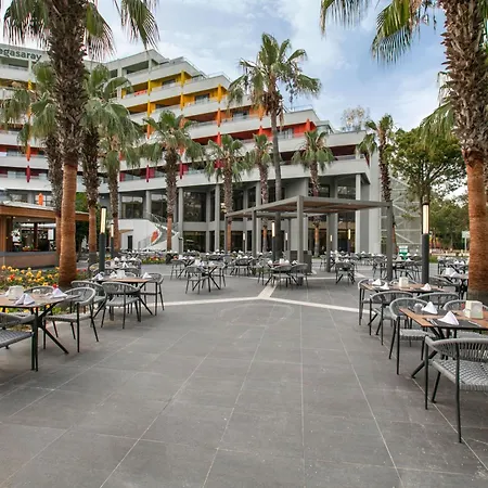 Aska Grand Prestige Hotel&spa Side